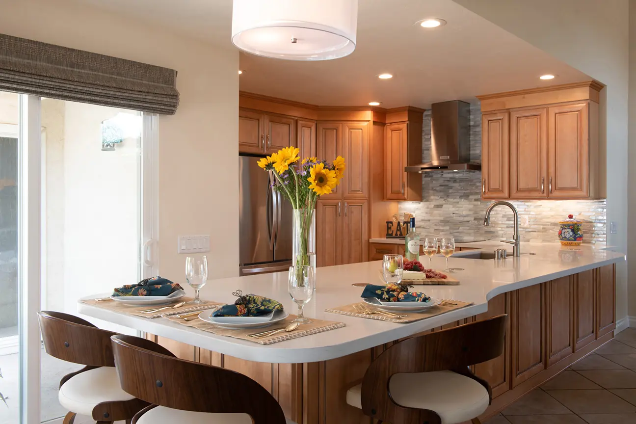 Kitchen Counter with barstool seating