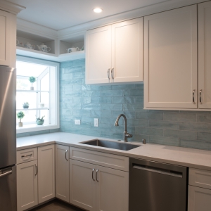 Kitchen Upgrade with Crown Molding