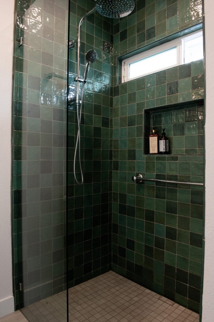 guest shower wall tile harmony riad green glossy